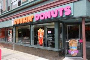 Abogado de Accidentes y Lesiones por Resbalón y Caída de Dunkin’ Donuts de Florida