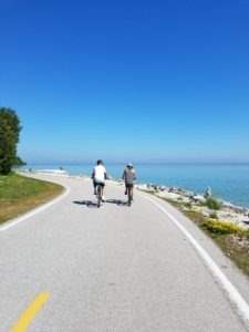 ¿Disfrutas andar en bicicleta en Florida? Toma el curso Cycling Savvy