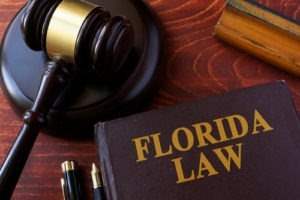 Comprendiendo los Acuerdos de Liquidación Global bajo la Ley de Florida