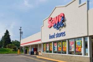 Abogado de Accidentes y Lesiones por Resbalones y Caídas de Save-A-Lot en Florida