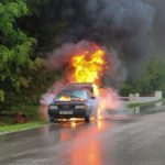 Explosions in the workplace can occur due to flammable substances, defective electrical products, or dangerous elements such as gas and oil tanks.