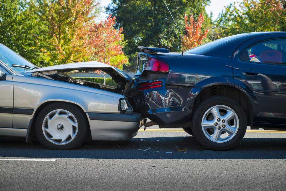 rear end collision in middle of road