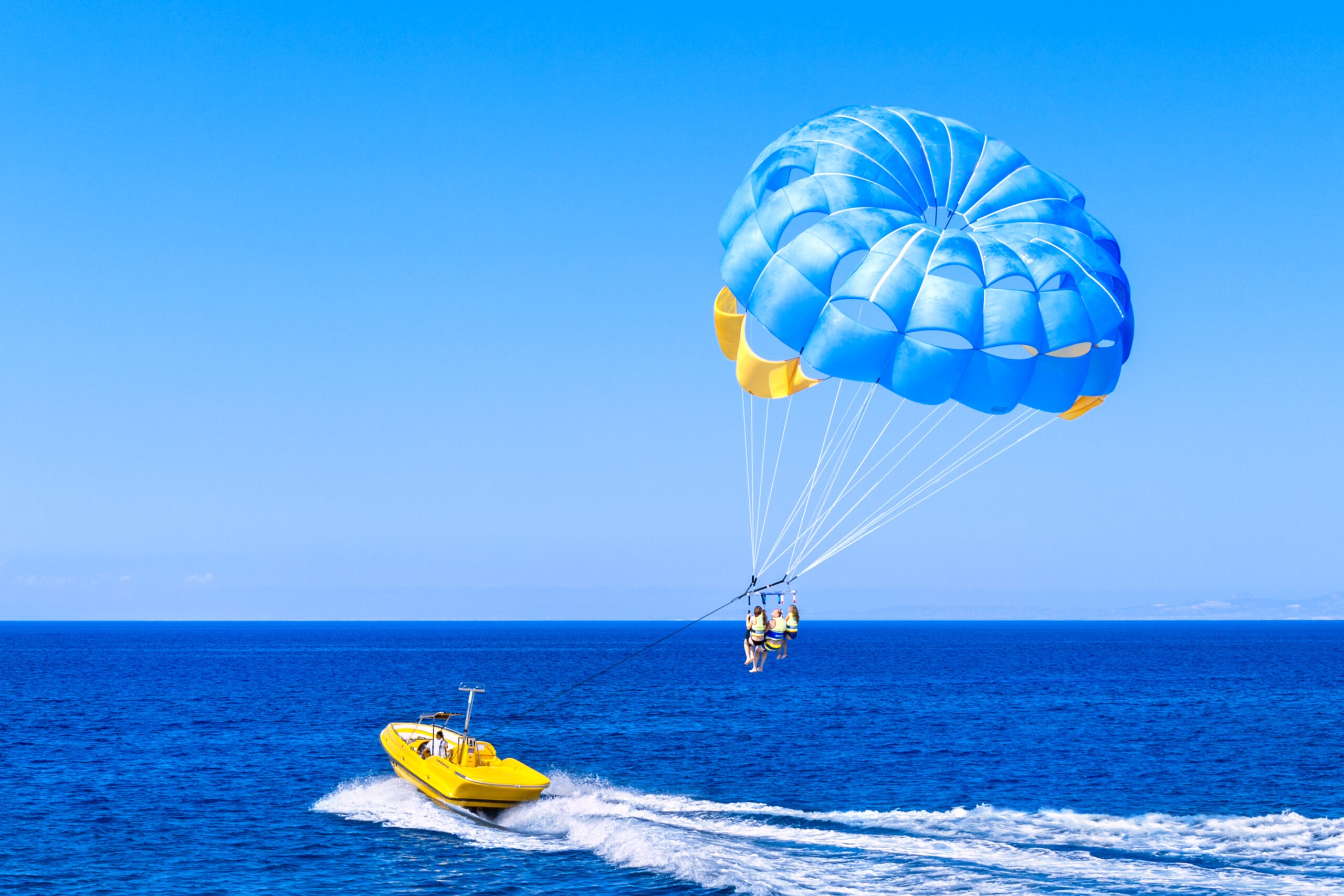 Can I Sue Royal Caribbean if I Was Injured While Parasailing?